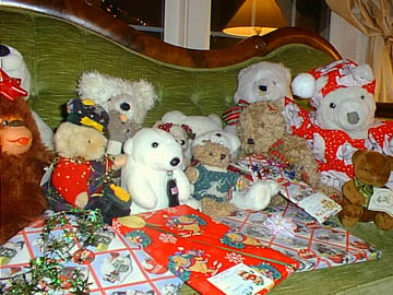 Ewer Bears Christmas